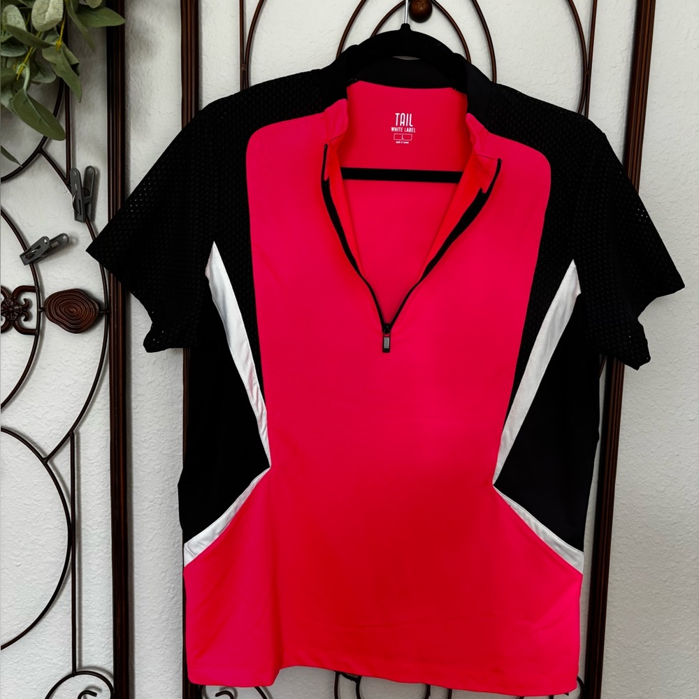 Tail White Label Women's Pink/Coral and Black Golf Top Sz L, NWOT